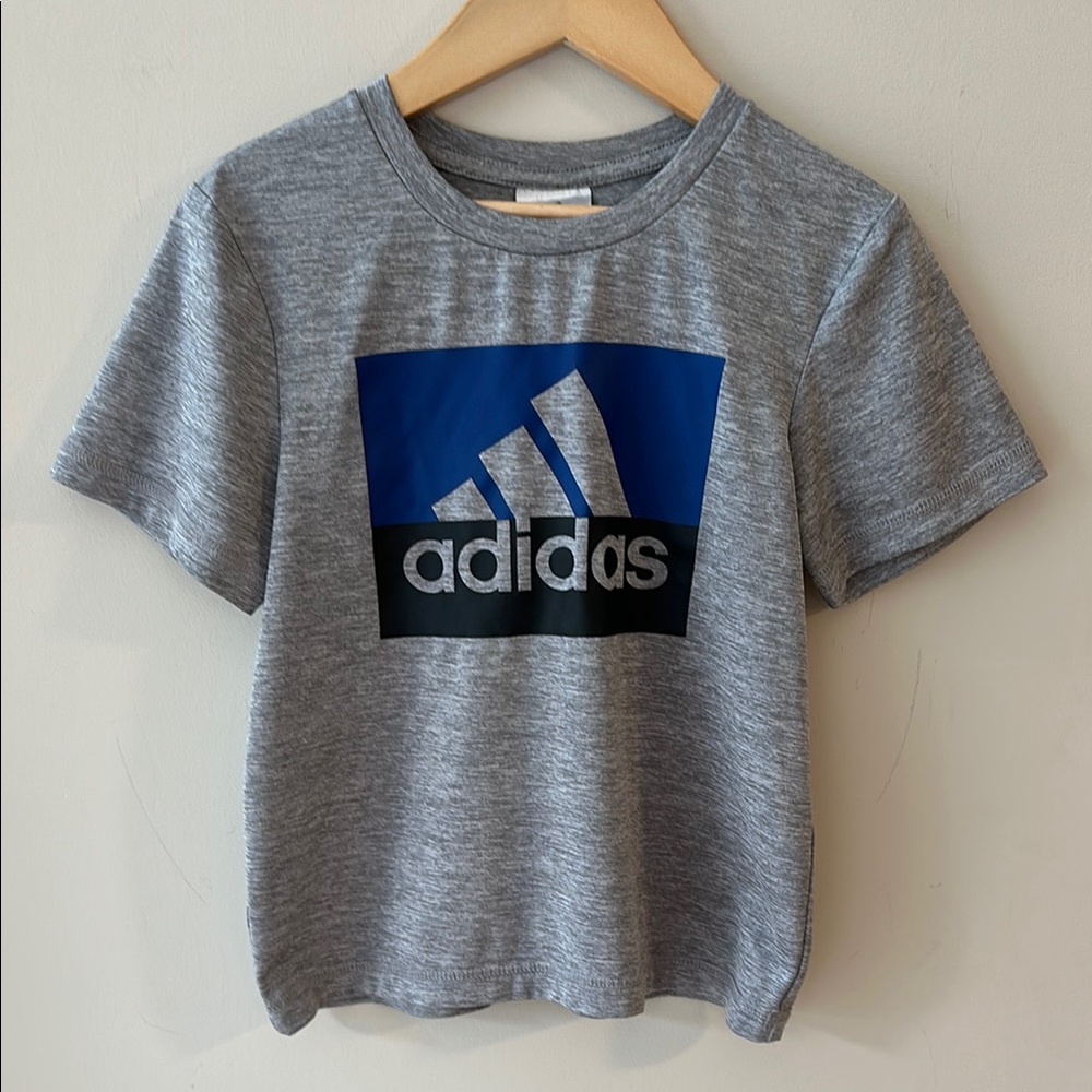 Adidas Gray and Blue Short Sleeve T-Shirt Boys Size 5